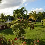 Etal Paradise... Un Paradis Tropical En Guadeloupe