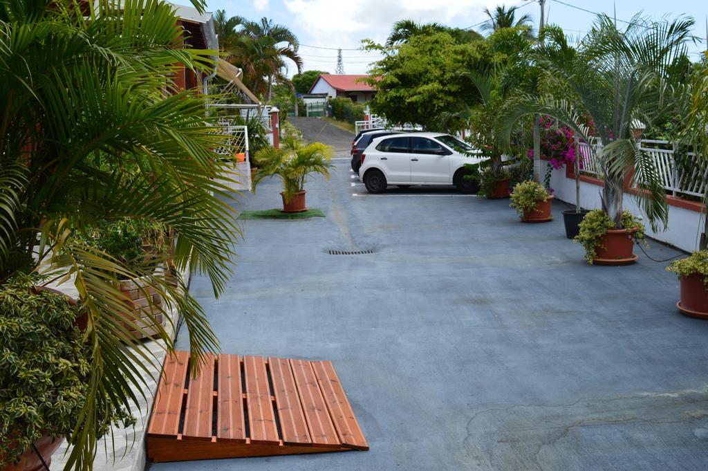 Etal Paradise... Un Paradis Tropical En Guadeloupe * Sainte-Anne (Grande-Terre)